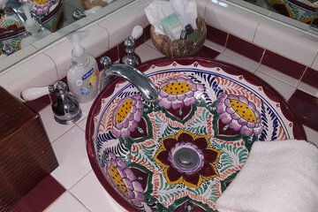 Bathroom sink