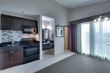 Room 33 of 37