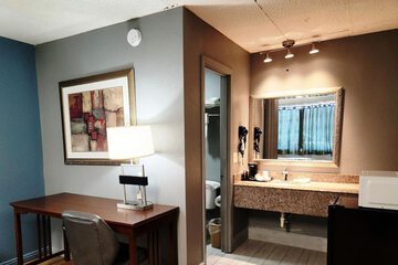 Room 18 of 26