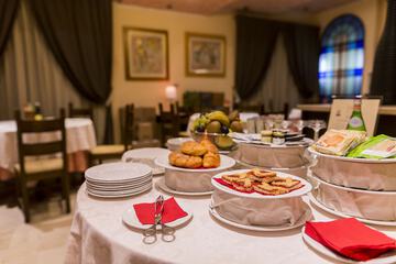 Room service - dining