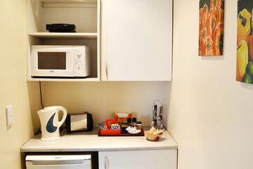 Mini-refrigerator