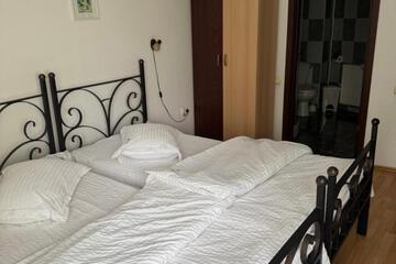 Photo 52