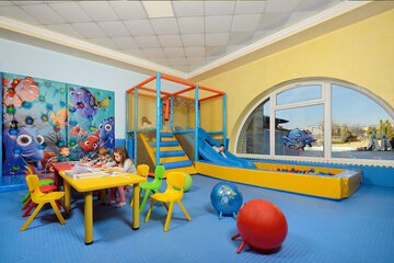 Children's play area - indoor