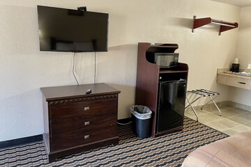 Mini-refrigerator