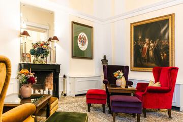 Lobby sitting area