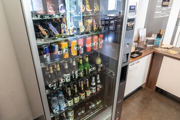Snack bar