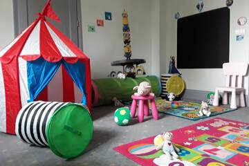 Children's play area - indoor
