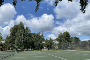Tennis court