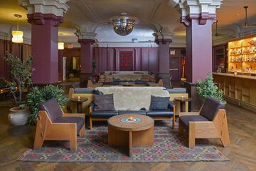 Entertainment 92 of 102