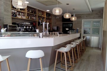 Coffee shop