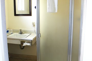 Bathroom shower