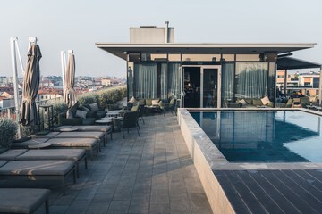Rooftop pool