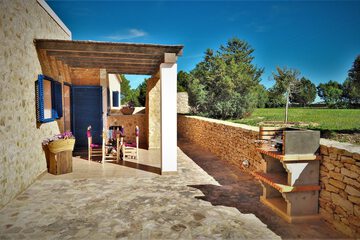 BBQ/picnic area