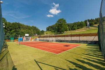Tennis court