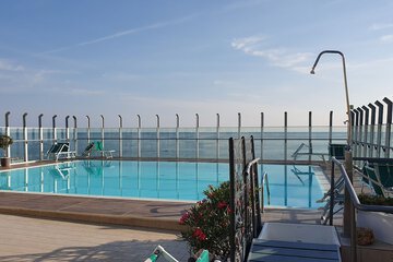 Rooftop pool