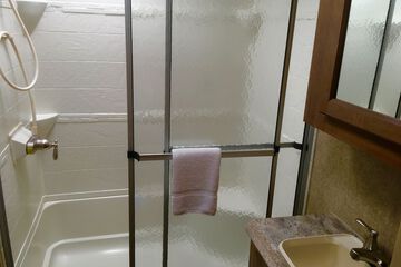 Bathroom shower