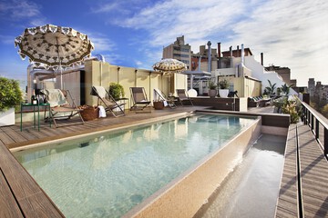 Rooftop pool