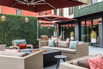 Avenue Suites