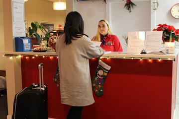 Check-in/check-out kiosk