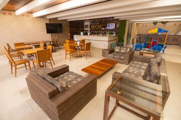 Poolside bar