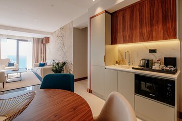 Private kitchenette