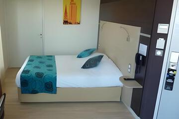 Photo 32