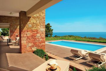 Private pool