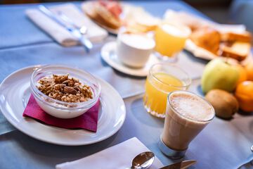 Breakfast meal