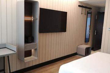 Photo 47