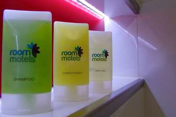 Bathroom amenities