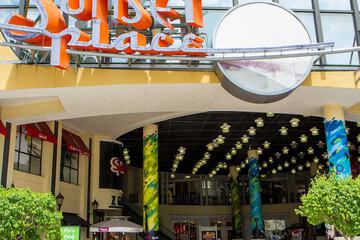 Shopping mall