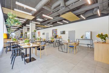 Breakfast area