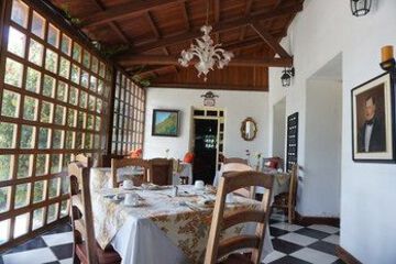 Family Dining