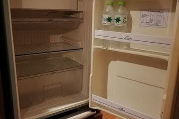 Mini-refrigerator