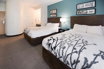 Room 28 of 31