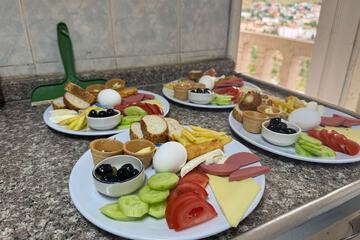 Breakfast meal