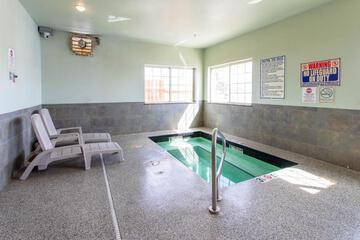 Hot tub