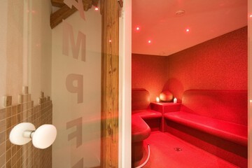 Steam room