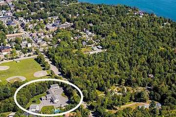 Cromwell Harbor Motel
