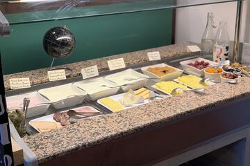 Breakfast buffet