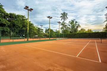 Tennis court