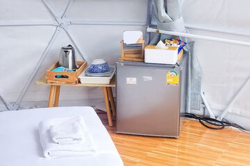 Mini-refrigerator