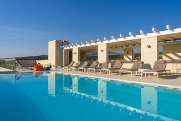 Rooftop pool