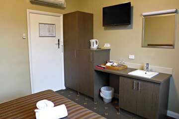 Private kitchenette