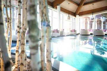 Exercise/lap pool