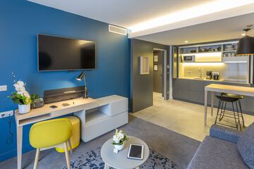 Private kitchenette