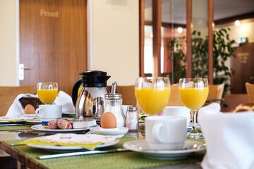 Breakfast meal