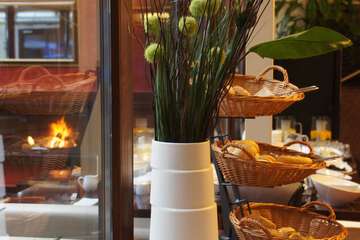 Breakfast area