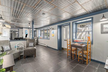 Hotel Interior 35 of 219