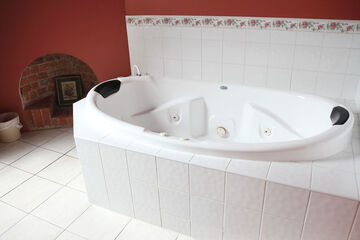 Jetted Tub